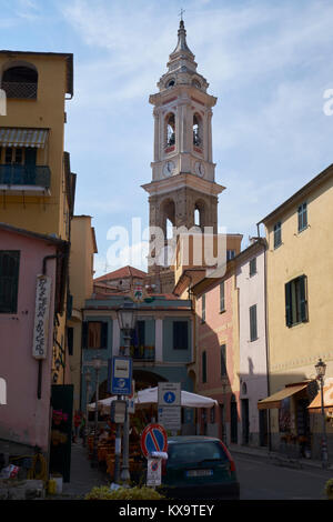 Dolcedo, Ligurie, Italie, ville très pittoresque, médical Banque D'Images