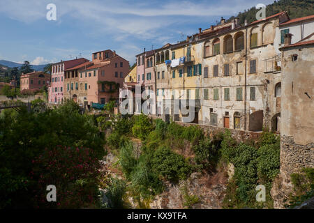 Dolcedo, Ligurie, Italie, ville très pittoresque, médical Banque D'Images