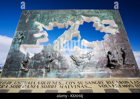 Monument de guerre soldats argentins tombés du conflit des Falklands à Ushuaia, Argentine Banque D'Images