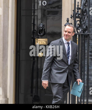 Londres, Royaume-Uni. 9 janvier 2018 Dominic Raab quitte 10 Downing Street, à la suite de sa nomination au ministre d'État au logement Crédit : Ian Davidson/Alamy Live News Banque D'Images