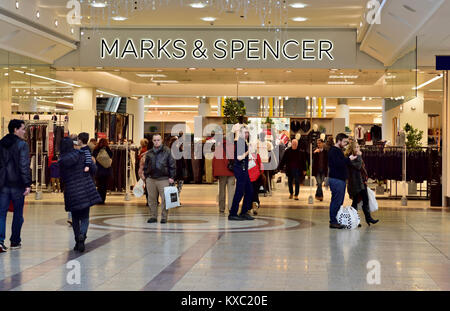 Entrée de magasin Marks & Spencer, Bristol Cribbs Causeway, Banque D'Images