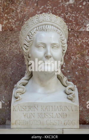 L'impératrice Catherine la Grande de la Russie. Buste en marbre par le sculpteur allemand Julius Août Wredow (1830) sur l'affichage dans le hall de gloire dans le mémorial Walhalla près de Ratisbonne en Bavière, Allemagne. Banque D'Images