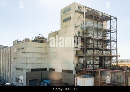 Baltimore, USA - 27 octobre 2017 : usine industrielle d'ici à la rue d'or de la rivière Patapsco, Winans cove, TE Subcom, Cruise Terminal Maryland Banque D'Images