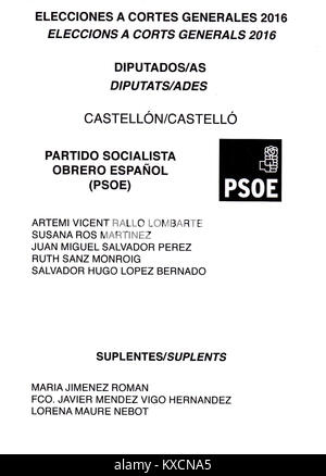 Cette image montre un bulletin de vote pour les élections générales espagnoles de 2016 à Castellón, avec la liste du Partido Socialista Obrero Español (PSOE), un parti politique majeur en Espagne. Banque D'Images