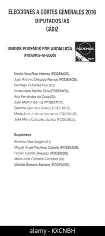 Image du bulletin de vote des élections générales espagnoles de 2016 de la circonscription de Cádiz avec la liste de la coalition Unidos Podemos (Podemos-IU) utilisée lors des élections nationales du 26 juin 2016. Banque D'Images