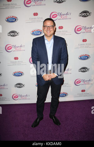 Assister à des célébrités 2017 Rhonda's Kiss Concert bénéfice de Los Angeles au Hollywood Palladium comprend : Amin Mirhadi Où : Los Angeles, California, United States Quand : 08 Déc 2017 Crédit : Brian à/WENN.com Banque D'Images