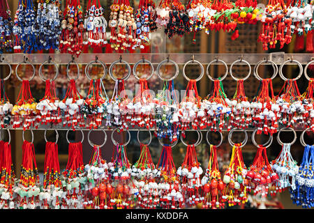 HONG KONG, CHINE - le 19 mars : Pendentif Chanceux à Hong Kong sur Mars, 19, 2013, Hong Kong, Chine. Banque D'Images