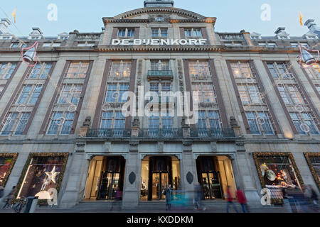 De Bijenkorf,magasin traditionnel sur le barrage,décoration de Noël,Hollande,Amsterdam, Pays-Bas Banque D'Images