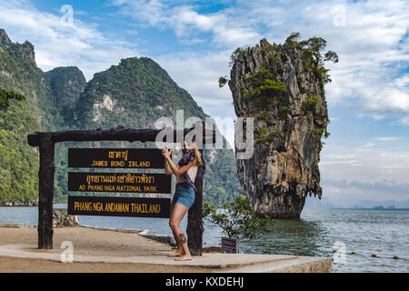 Photo de James Bond Island dans la baie de Phang Nga, Thaïlande Banque D'Images