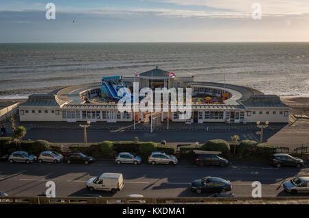 Le Lido sur front de Worthing, West Sussex, UK Banque D'Images