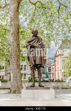 Statue de Ghandi, London © Sauriêl Ltd | Samantha | Scholl | www.saurielcreative.com fb.com/SaurielPhotography Banque D'Images