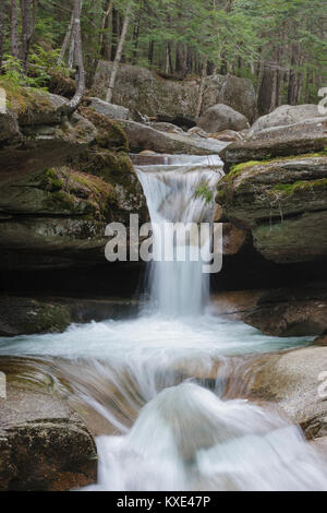 Sabbaday Falls à Waterville Valley, New Hampshire, USA Banque D'Images