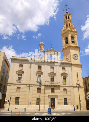 L'Iglesia Arciprestal de Santa María à Alcoy, en Espagne, est une église historique présentant une conception architecturale impressionnante et un patrimoine culturel et religieux important. Banque D'Images
