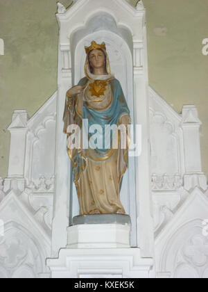 Alembon (Pas-de-Calais) Église, statue Sacré-Coeur de Marie Banque D'Images