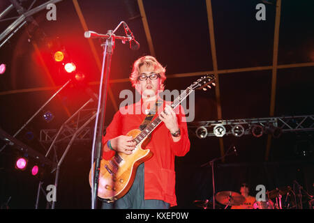 Sean Lennon jouer au festival de Glastonbury 1998, Somerset, Angleterre, Royaume-Uni. Banque D'Images