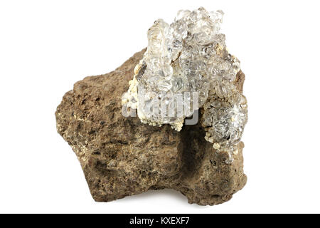 Hyalite (opale) trouvés dans l'eau, République tchèque Valec isolé sur fond blanc Banque D'Images