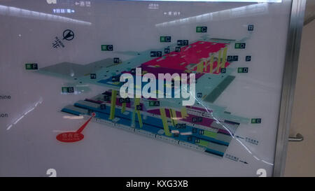 La station Songjiazhuang est un arrêt du métro de Pékin, situé dans la partie sud de la ville. Il fait partie du vaste réseau de métro de la ville qui dessert des millions de passagers chaque jour. Banque D'Images