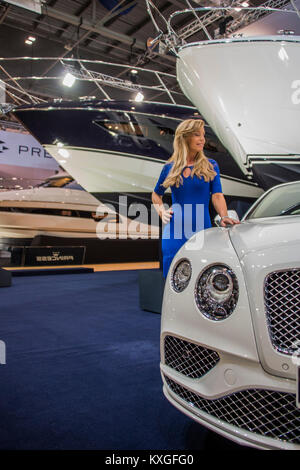 Londres, Royaume-Uni. 10 janvier, 2018. Les produits de luxe, Bentleys et Princess Yachts - Le London Boat Show 2018 ouvre ses portes au centre Excel dans les Docklands. Crédit : Guy Bell/Alamy Live News Banque D'Images