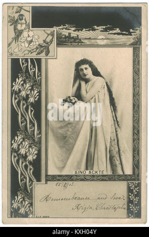 Cette photographie de Reutlinger met en scène la chanteuse finlandaise Aïno Ackté, capturant son portrait et sa présence artistique au cours de sa carrière au début du XXe siècle. Banque D'Images