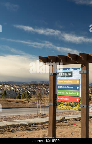 Castle Rock, Colorado - un signe de nouveaux logements dans le corridor urbain gamme avant près de Denver. Banque D'Images