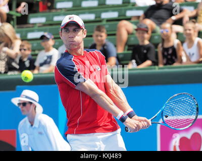 Melbourne, Australie - 10 janvier 2018 : tennis player Matthew Ebden Préparation pour l'Open d'Australie au Tournoi exhibition Kooyong Classic Banque D'Images