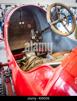 28 litres Fiat 1911 S76, La Bête de Turin, GRRC membres 75e séance, Goodwood, West Sussex Banque D'Images