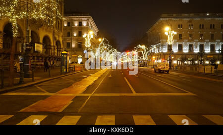 Vue sur la ville la nuit à Budapest, Hongrie. Janvier 06, 2018 Banque D'Images