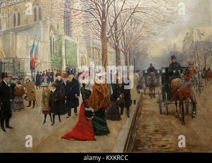'Après l'Office à l'Eglise de la Ste-Trinité' est une peinture de l'artiste français Jean Béraud, datant de 1900, représentant une scène à l'extérieur de l'église de la Sainte-Trinité à Paris. L'œuvre capture l'ambiance de la société parisienne post-service, mettant en valeur l'habileté de Béraud à dépeindre la vie contemporaine. Banque D'Images