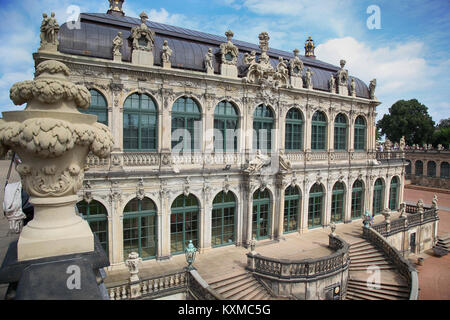 Dresde, Allemagne - 13 août 2016 : Dresdner Zwinger, reconstruite après la seconde guerre mondiale, le palais est aujourd'hui le monument le plus visité à Dresde, Allemagne Banque D'Images