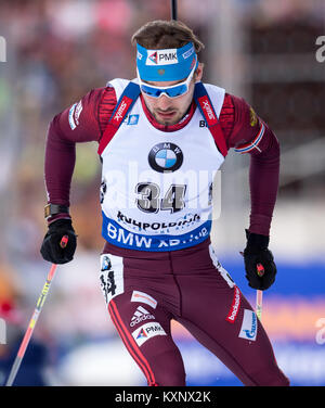 Inzell, Allemagne. 10 janvier, 2018. Anton Biathlet Schipulin de Rusia skis pendant la course à Chiemgau Arena à Inzell, Allemagne, 10 janvier 2018. Crédit : Sven Hoppe/dpa/Alamy Live News Banque D'Images