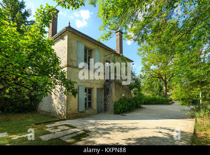 La France, l'Aube (10), Champagne, Côte des Bar, Essoyes, l'atelier de Renoir // France, Aube, Champagne, Côte des Bar, Essoyes, l'atelier de peinture de la pai Banque D'Images