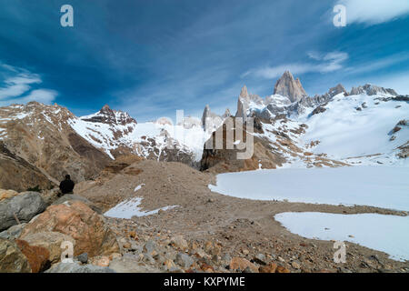 Lever du soleil sur El Chalten/Mont Fitz Roy, le Parc National Los Glaciares, Province de Santa Cruz, Argentine Banque D'Images