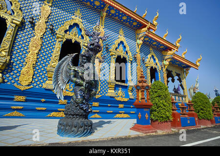 CHIANG RAI, THAÏLANDE - 20 décembre 2017 : Très belle sculpture dans le Wat Rong Rong Sua Sua dix ou dix temple. Ce lieu est l'autre populaires Banque D'Images