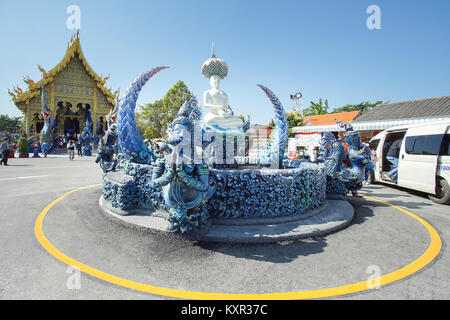 CHIANG RAI, THAÏLANDE - 20 décembre 2017 : Très belle sculpture dans le Wat Rong Rong Sua Sua dix ou dix temple. Ce lieu est l'autre populaires Banque D'Images