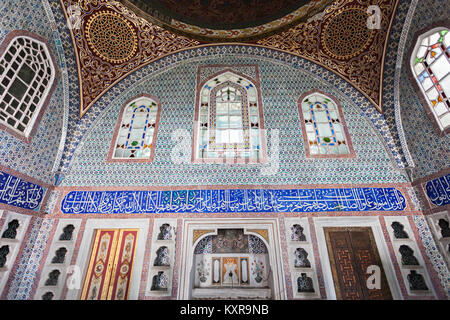 ISTANBUL, TURQUIE - 06 septembre 2014 : Belle décoration à l'intérieur du palais de Topkapi, le 06 septembre 2014 à Istanbul, Turquie. Banque D'Images