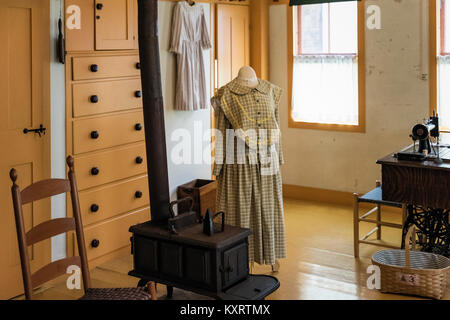 Salle de couture à la Canterbury Shaker Village, New Hampshire, USA. Banque D'Images