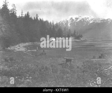 Camp d'ingénieurs près de Fort Seward, Alaska, 1909 (KIEHL 7) Banque D'Images