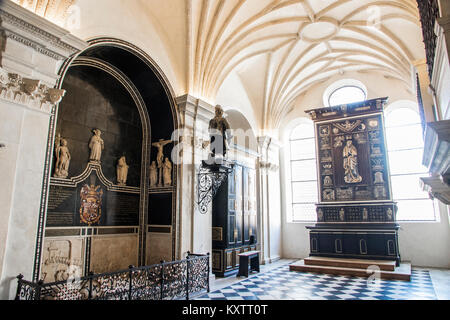 À l'intérieur de l'Église Hofkirche (Cour). État d'Innsbruck, Tyrol, Autriche Banque D'Images