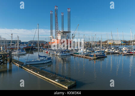 Activité GMS 6102 amarré dans le port du Sud, Blyth, Northumberland, England Banque D'Images