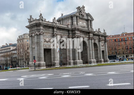 La Puerta de Alcalá, Madrid, Espagne Banque D'Images