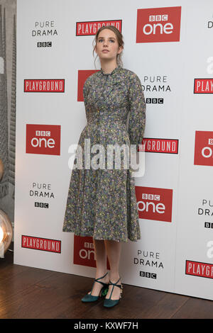 Les acteurs et les administrateurs assistent à une séance de photos pour les femmes Peu d'examen préalable type : Maya Hawke Où : London, Royaume-Uni Quand : 11 Déc 2017 Crédit : Phil Lewis/WENN.com Banque D'Images