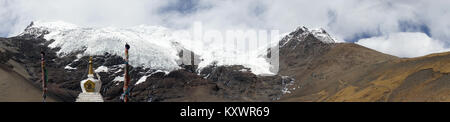 Karola Glacier au Tibet, Chine Banque D'Images