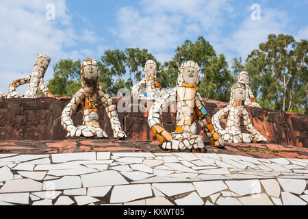 CHANDIGARH, INDE - Novembre 04, 2015 : Le Jardin de roche de Chandigarh est un jardin de sculptures à Chandigarh, Inde, également connu sous le nom de Nek Chands Rock Garden. Banque D'Images
