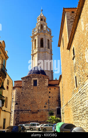 L'arrière de l'église de San Juan Bautista dans Alcalå de Torreblanca Espagne Banque D'Images