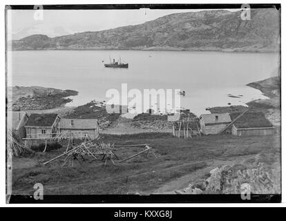 Une photographie historique prise avant la construction à Segelviken dans le comté de Tromsø, en Norvège, documentant le paysage naturel et le développement précoce de la région. Banque D'Images