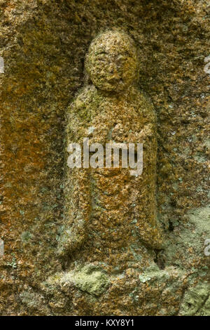 Pierres tombales et les pierres tombales à Kyoto, au Japon. Banque D'Images