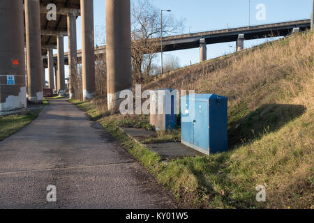 Spaghettis à la sortie A38(M) Birmingham Ring Road Interchange Hil graveleux concrètes apprivoiser la rivière Banque D'Images