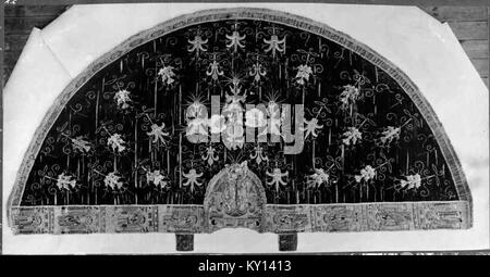 L'église de Fogdö, située en Suède, est un site historique et culturel important. Son architecture est distinctive, reflétant la conception traditionnelle de l'église suédoise, et il a servi de lieu de culte et de communauté pendant des générations. Banque D'Images