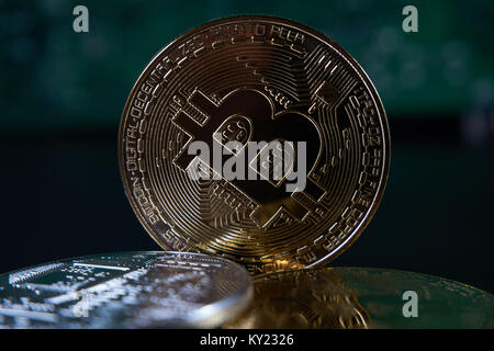 Pièce d'or de bitcoin Banque D'Images