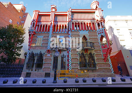 Vue de la Casa Vicens Museum, situé dans une maison historique conçu par l'architecte Antoni Gaudi à Barcelone, Catalogne. Banque D'Images